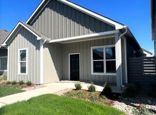 437 E Douglas Ave, Andover, KS 67002