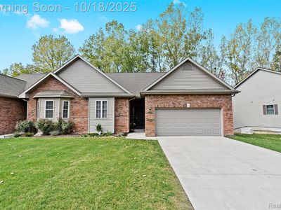 3129 Harbor Pointe Cir, Fenton, MI, 48430