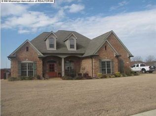 597 Fawn Grove Trl, Hernando, MS 38632