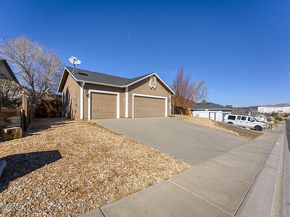 4th image of 888 Vista Park Dr