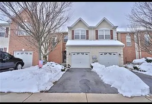 1020 Vanguard Dr Photo 1