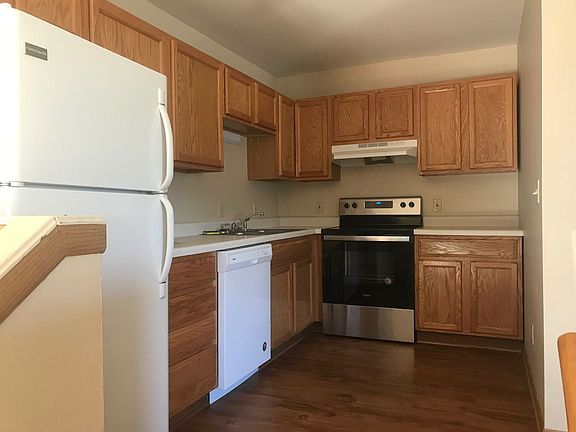 4th image of 1021-1031 Grant St #1023