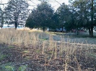 633 Shannon Rd, Charlotte, TN 37036