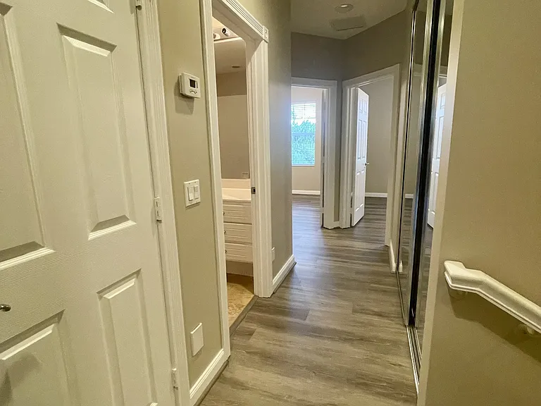 1649 Napoli Dr W #1649 — Photo 12