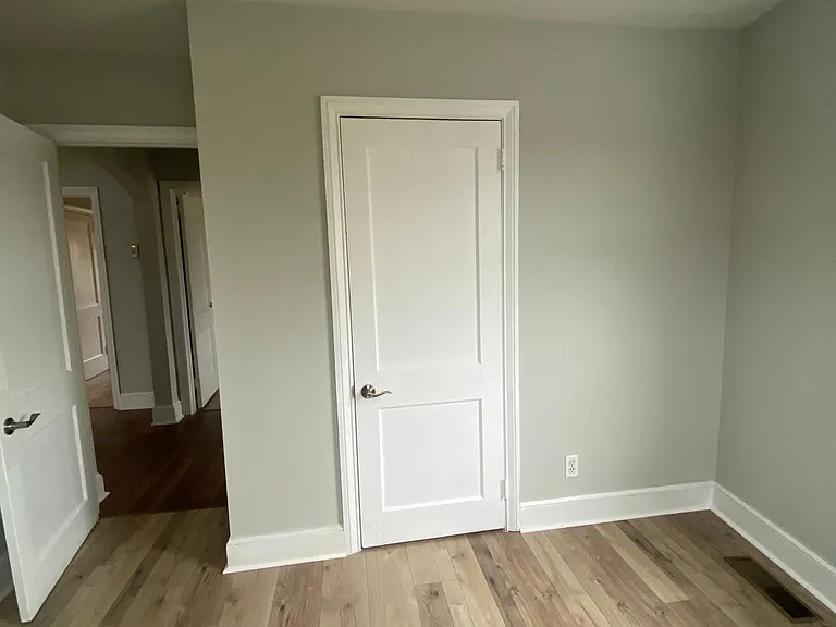 49 N York Rd #2 — Photo 30