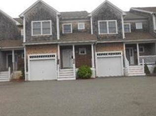 38 Elm St, Hanson, MA 02341