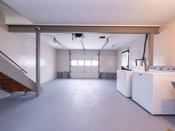 5th image of 31 Cedar Ave APT 4
