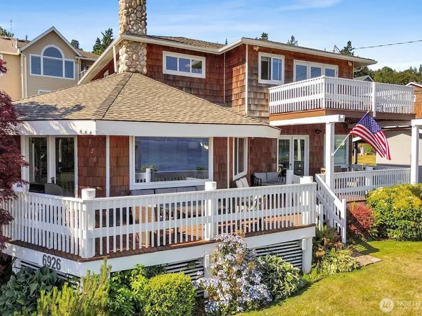 6926 Holeman Avenue, Blaine, WA 98230