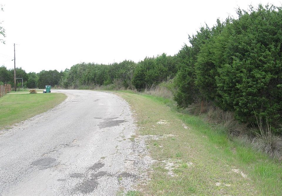 2nd image of 200 Barton Meadow Dr