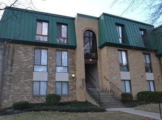1018 Brinker Dr APT 302, Hagerstown, MD 21740