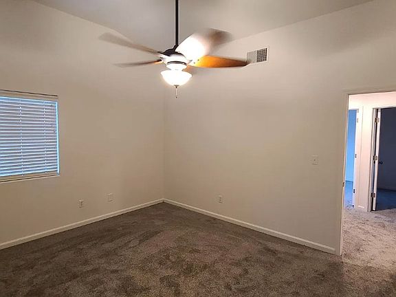 4th image of 4425 Red Bluff St
