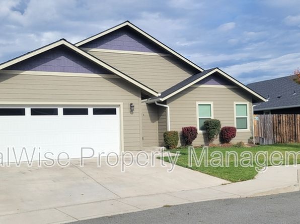 108 SW Little Meadow Ln