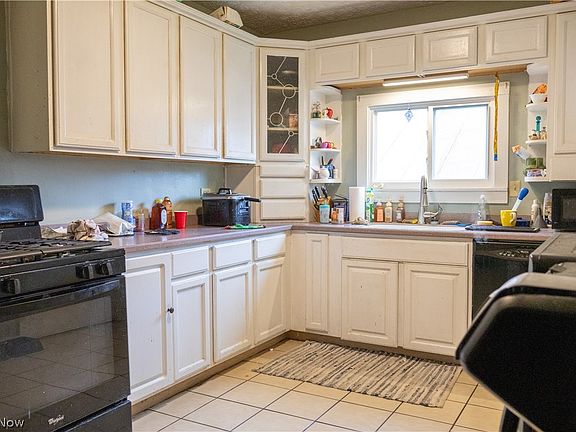 5th image of 304 Wooster St