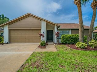 9806 Nicklaus Dr, New Port Richey, FL 34655