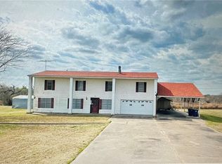 801 NE Frontage Rd, Beeville, TX 78102