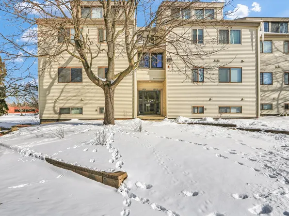 1901 Melrose Dr APT B, Champaign, IL 61820