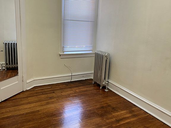 3rd image of 5232 Pennsgrove St
