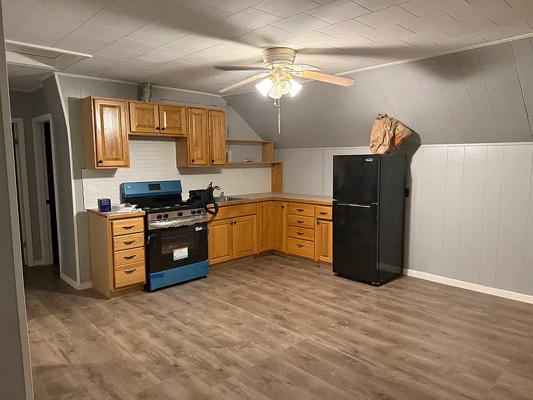 7 Oakley St #2 — Photo 3