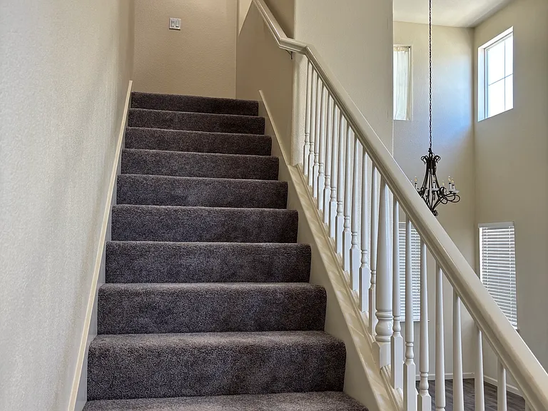 1543 Cole Ln — Photo 9