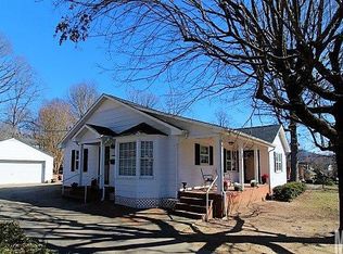 328 Sharon Ave NW, Lenoir, NC 28645