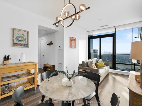 5 Saint Joseph St #4406, Toronto, ON M4Y 0B6