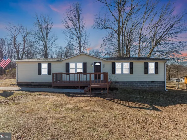 201 Tyree Cir, Madison Heights, VA 24572