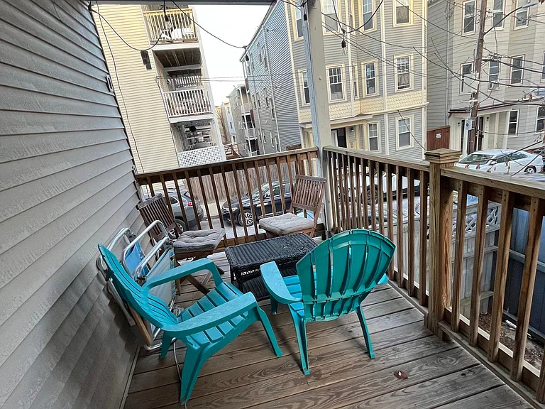 431 E 7th St #1 — Photo 14