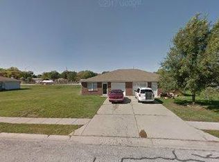 208B N Cypress St, Grain Valley, MO 64029