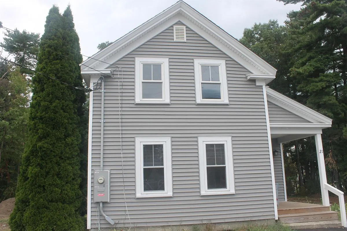 2 bed, 1.0 bath, 1328 sqft, $2,950 — Photo 3