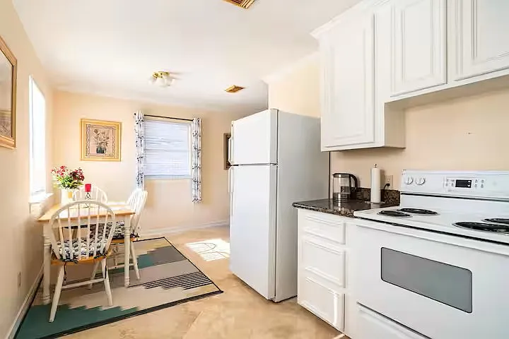 4401 Holt St #1 — Photo 8