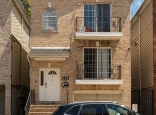 212 New York Ave FLOOR 2, Jersey City, NJ 07307