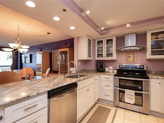 3rd image of 300 Lake Marina Ave APT 10BE