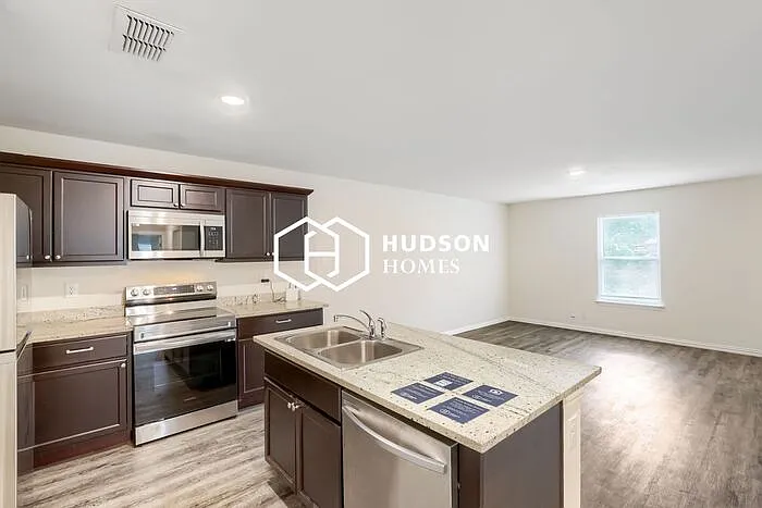 723 Sewanee St — Photo 4