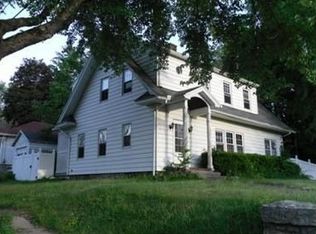 449 Newton St, South Hadley, MA 01075