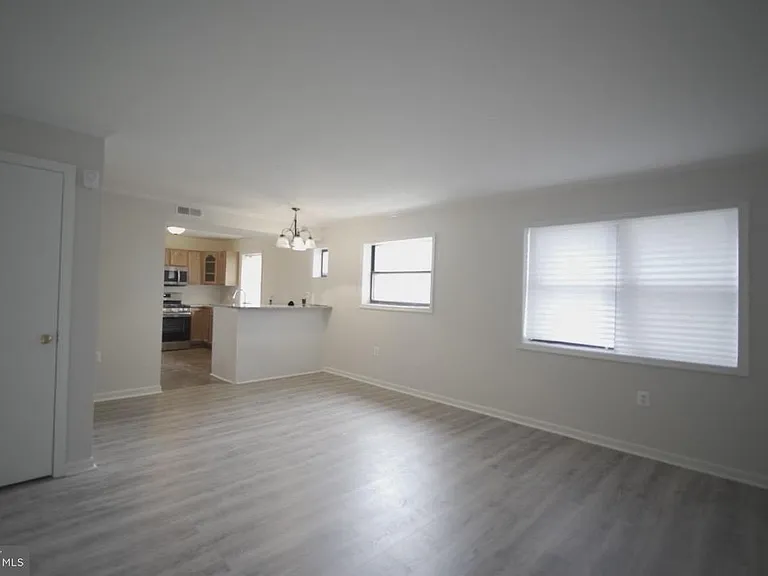 3287 15th Pl SE #102 — Photo 1