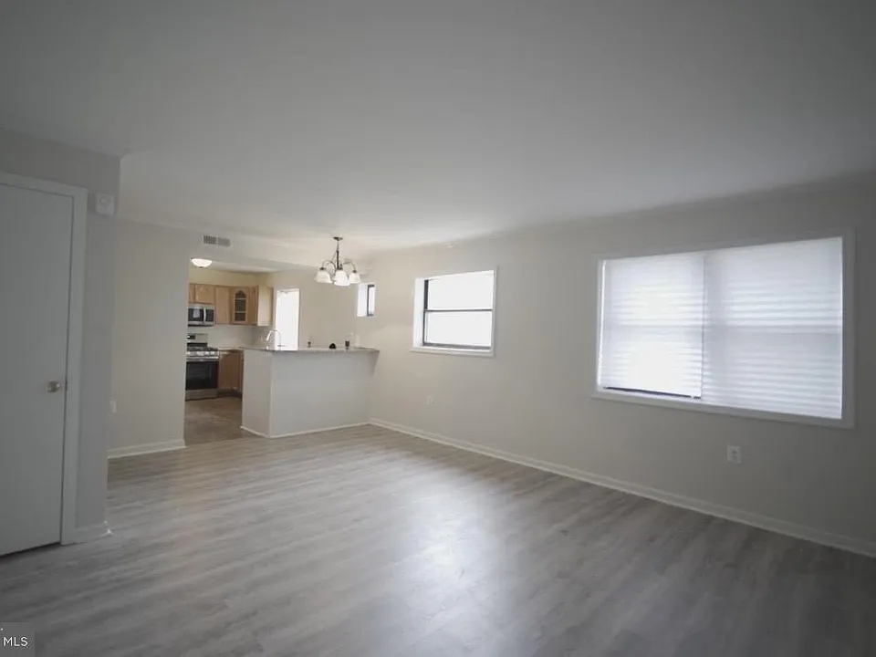 3287 15th Pl SE #102