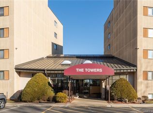 30 Putter Dr UNIT 403S, Wallingford, CT 06492