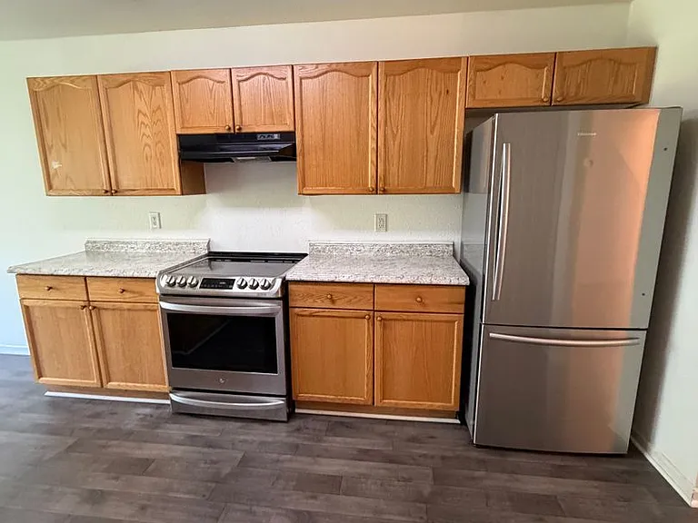 10211 Turkey Point Dr — Photo 2