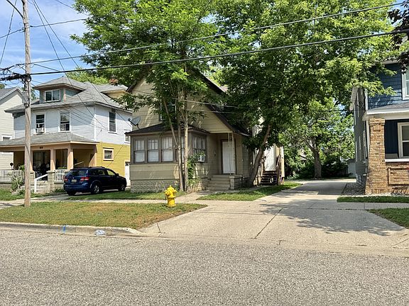 4th image of 935 Chatham St NW