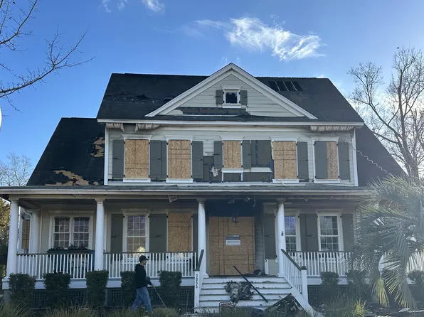 3055 Yachtsman Dr, Mount Pleasant, SC 29466