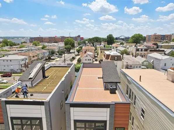 90 East 27th Street image 42 of 43