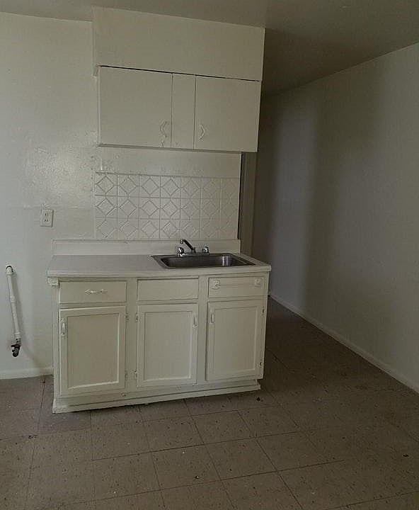 1st image of 861 N Bingham St #Duplex