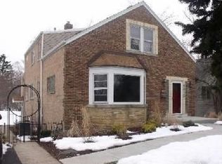 5430 Fairview Ave, Downers Grove, IL 60515