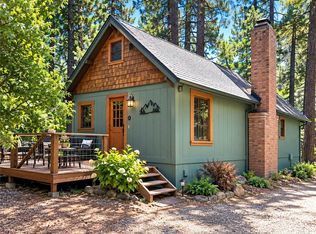 27877 Holly Ln, Lake Arrowhead, CA 92352