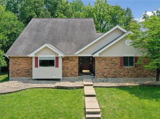 4306 Apple Grove Ln, Saint Louis, MO