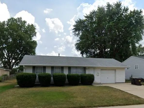 505 W 14th St, Rock Falls, IL 61071