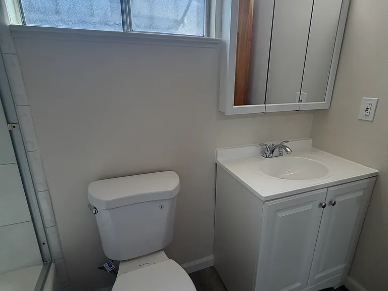 2333 Humboldt Ave #B — Photo 14