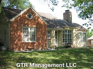 616 Crestview Dr, Junction City, KS 66441