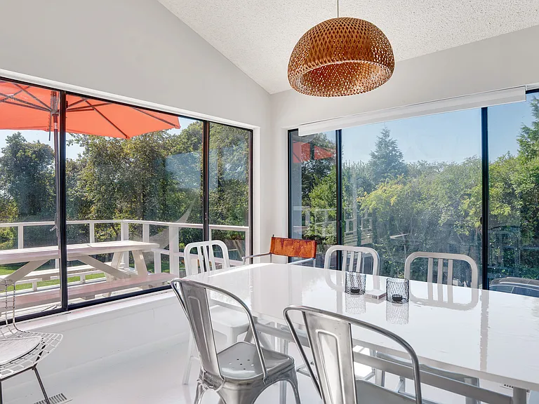 155 S Fairview Ave — Photo 11