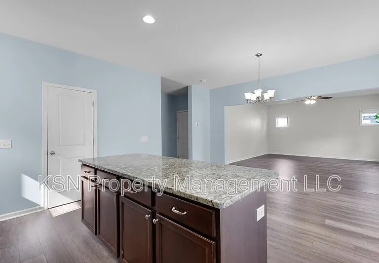 126 Riverwood Rd — Photo 8